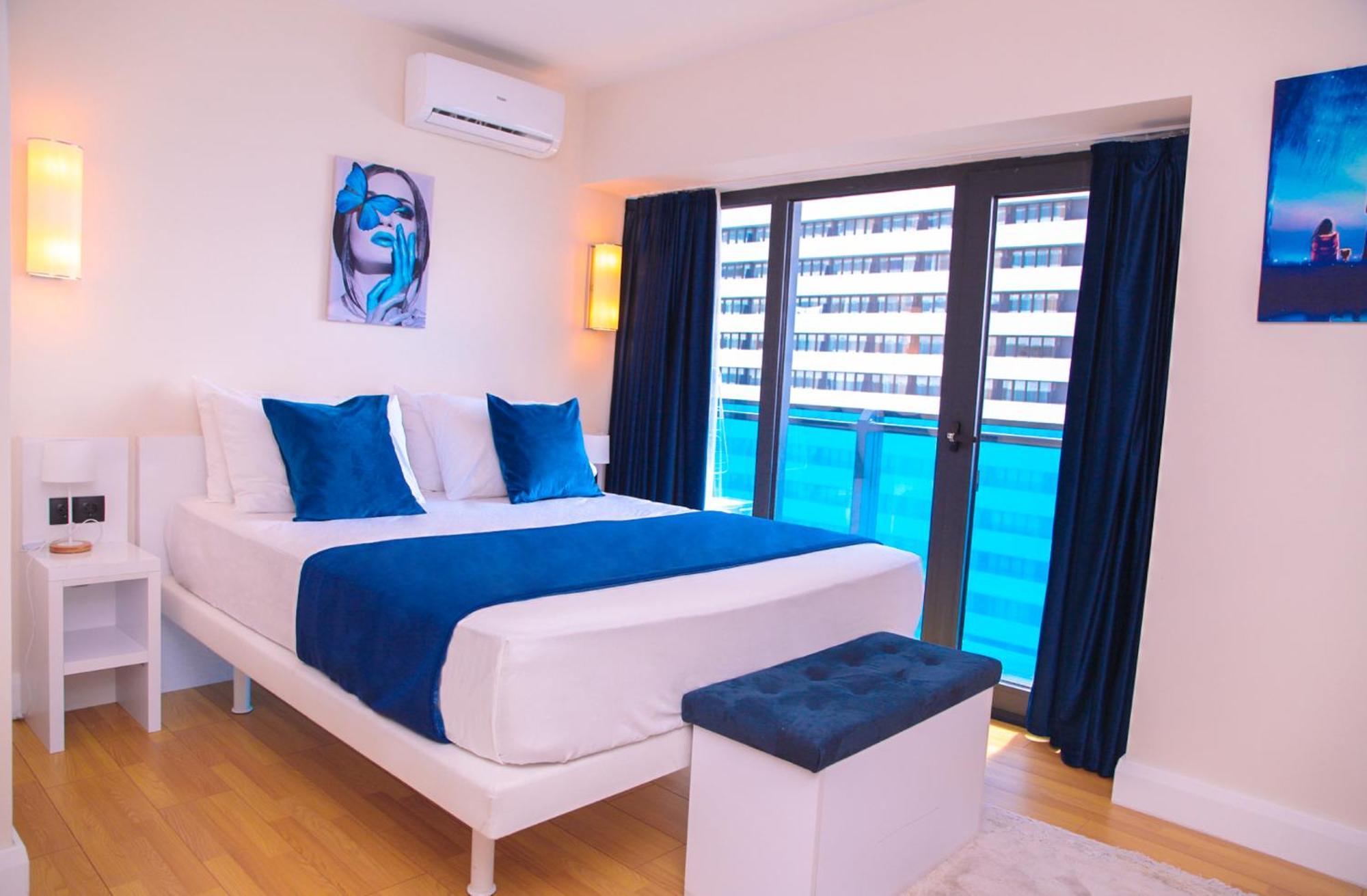 Relax And Unwind Premier Sea View Aparthotel In Batumi Bagian luar foto
