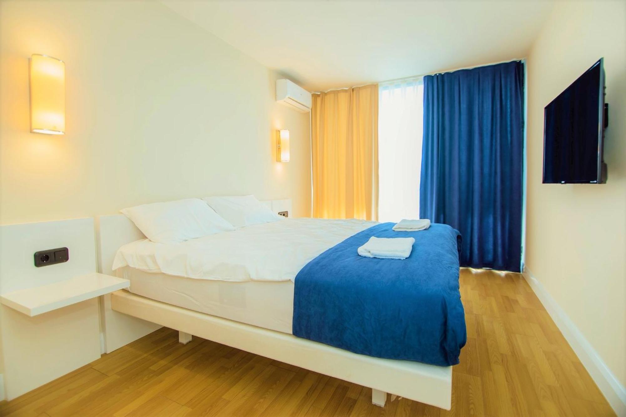Relax And Unwind Premier Sea View Aparthotel In Batumi Bagian luar foto